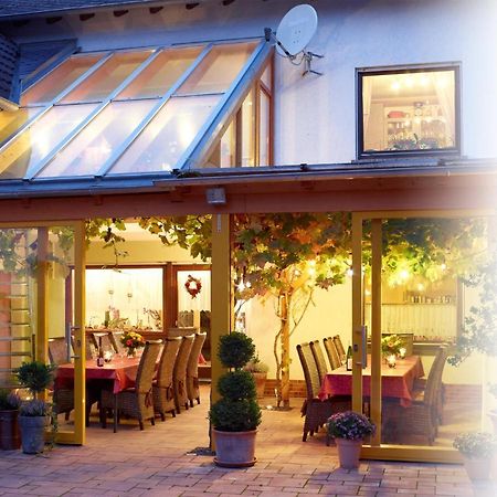 ホテル Gaestehaus Volker Haas Kesten エクステリア 写真